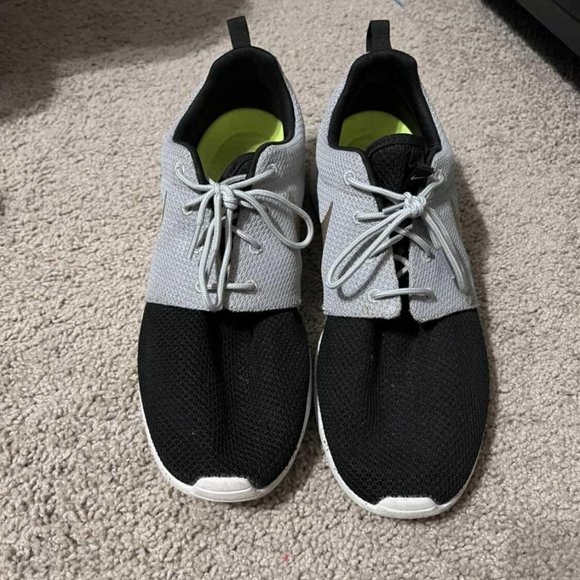 NIKE ID MENS 11.5 SHOES - WORN ONCE! - Picture 3 of 6